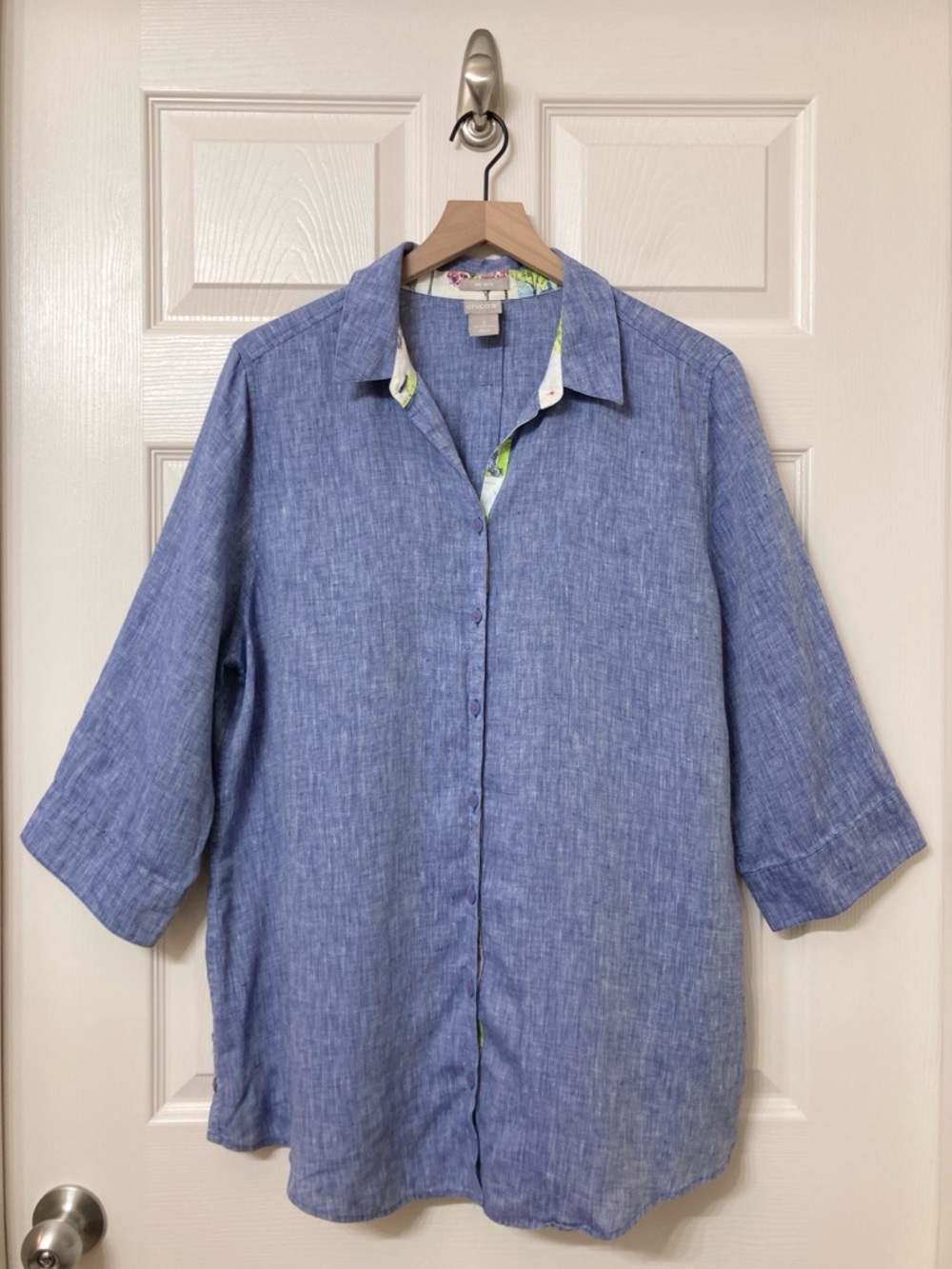 Chico's Size 3 Women's Chambray Blue Contrast Cuff Linen Button Down Shirt XL
